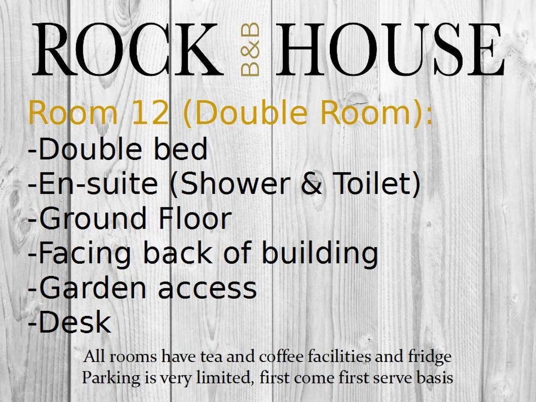 Rock House Bed And Breakfast Мейдстън Стая снимка