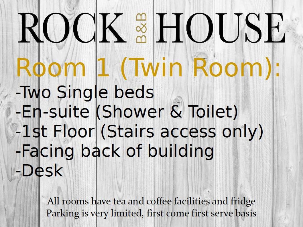 Rock House Bed And Breakfast Мейдстън Стая снимка