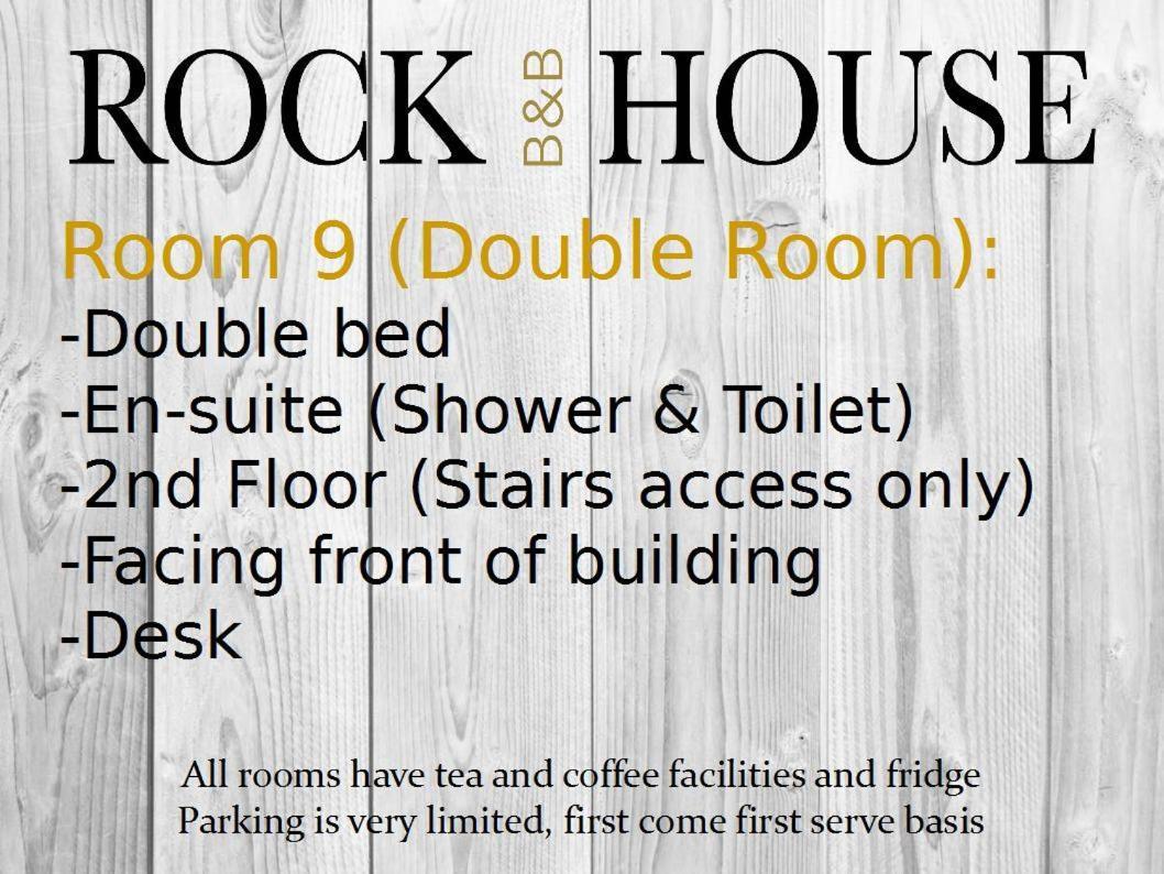 Rock House Bed And Breakfast Мейдстън Стая снимка